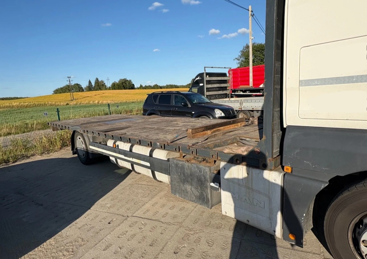 MAN TGX 18.400 / PLATFORMA / 630 TYŚ KM / 2015 ROK / SYPIALKA - Pritsche LKW: das Bild 4 MAN TGX 18.400 / PLATFORMA / 630 TYŚ KM / 2015 ROK / SYPIALKA - Pritsche LKW: das Bild 4