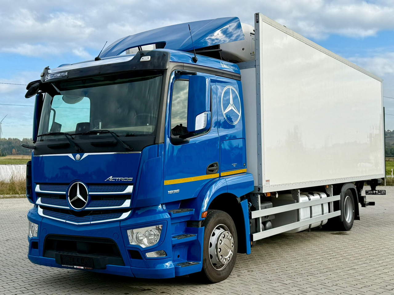 MERCEDES-BENZ ACTROS 1836 / CHŁODNIA / WINDA / 18 PALET / SILNIK 10677 cm3 / CARRIER / SYPIALKA / AUTOMAT / 2018 ROK - Kühlkoffer LKW: das Bild 2 MERCEDES-BENZ ACTROS 1836 / CHŁODNIA / WINDA / 18 PALET / SILNIK 10677 cm3 / CARRIER / SYPIALKA / AUTOMAT / 2018 ROK - Kühlkoffer LKW: das Bild 2