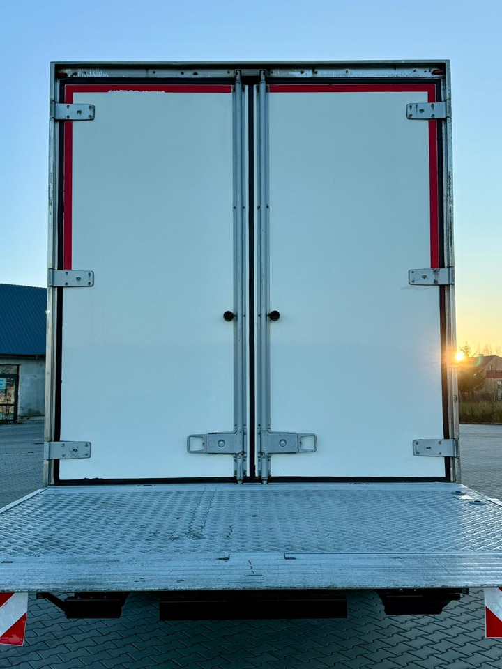 MERCEDES-BENZ ACTROS 1840 / CHŁODNIA / WINDA / 15 EUROPALET / 6.10 M DŁUGOŚCI / DUŻA KABINA / AUTOMAT / SPROWADZONY / SERWISOWANY / EURO 6 - Kühlkoffer LKW: das Bild 5 MERCEDES-BENZ ACTROS 1840 / CHŁODNIA / WINDA / 15 EUROPALET / 6.10 M DŁUGOŚCI / DUŻA KABINA / AUTOMAT / SPROWADZONY / SERWISOWANY / EURO 6 - Kühlkoffer LKW: das Bild 5