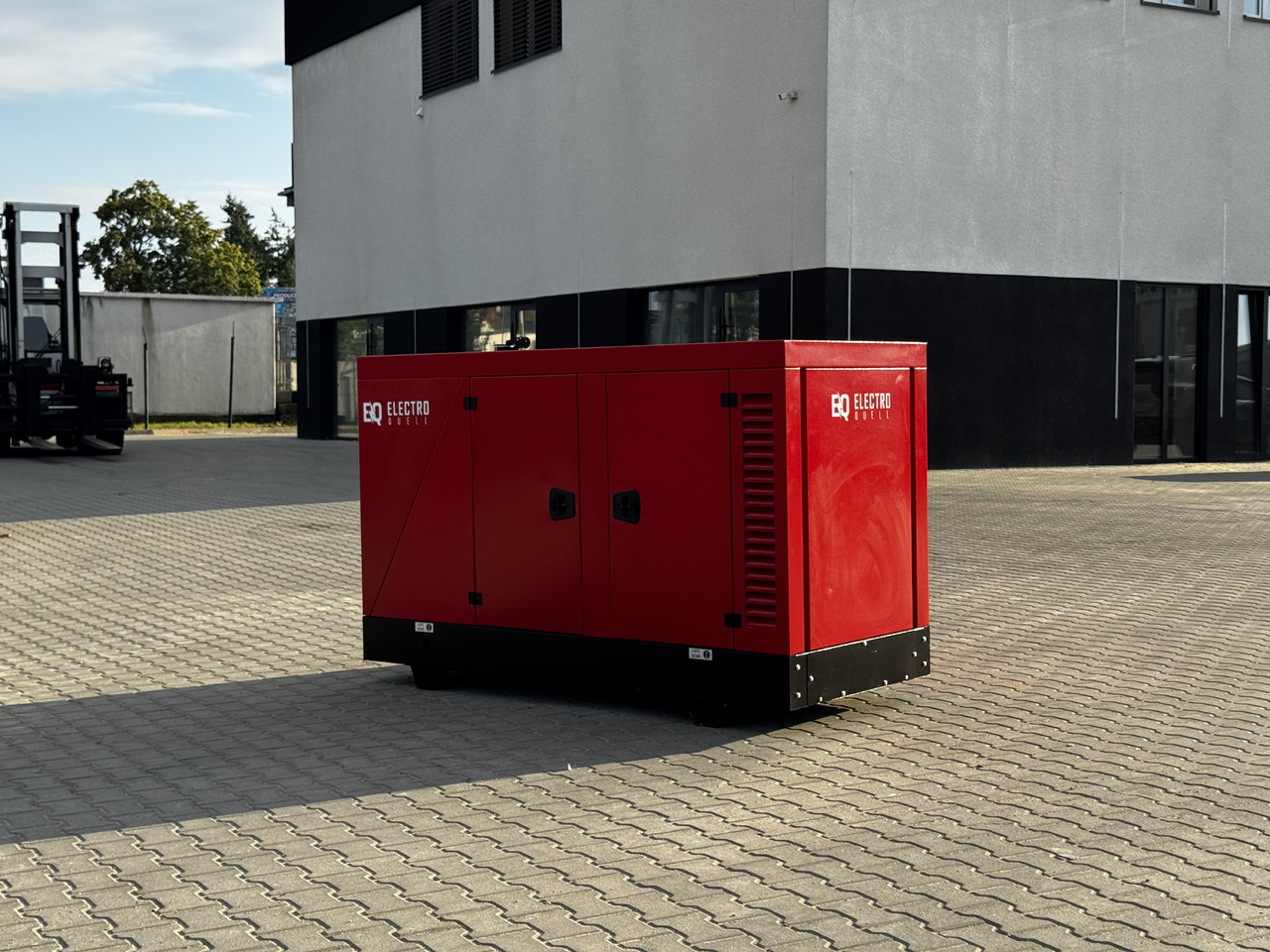 IVECO 45 kVA / 36 kW - Stromgenerator: das Bild 4 IVECO 45 kVA / 36 kW - Stromgenerator: das Bild 4