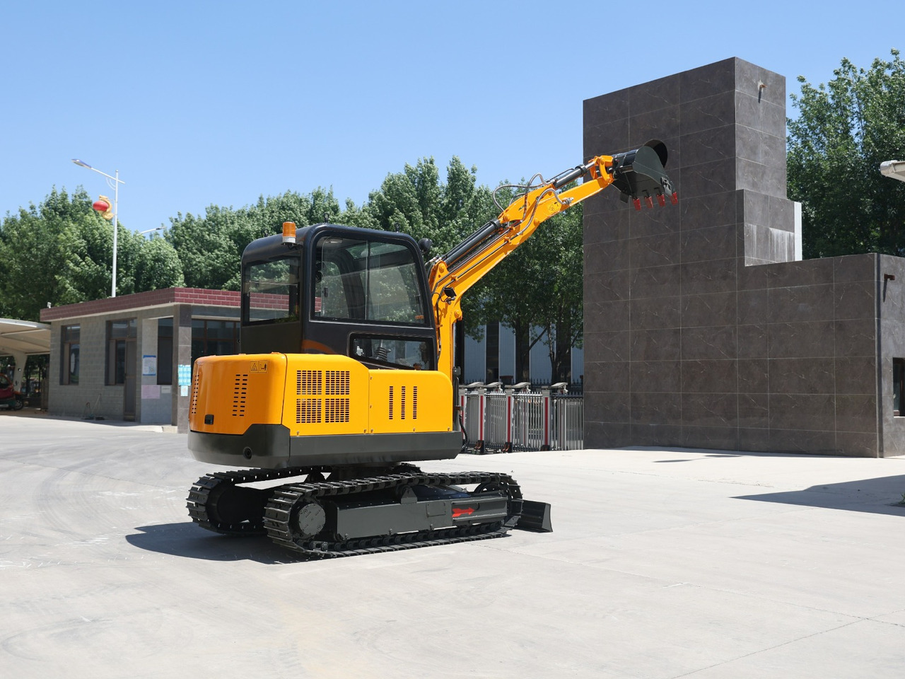 Müller Machinery Diesel Mini excavator 4 ton - Müller Machinery MB 40 - VKSH Xinchai 4D32 Series Motor - Minibagger: das Bild 4 Müller Machinery Diesel Mini excavator 4 ton - Müller Machinery MB 40 - VKSH Xinchai 4D32 Series Motor - Minibagger: das Bild 4