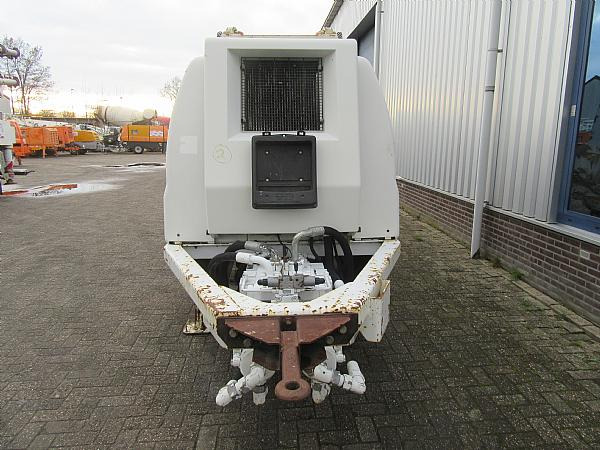 2014 SCHWING SP1800 D 129KW trailer pump - Stationäre Betonpumpe: das Bild 3 2014 SCHWING SP1800 D 129KW trailer pump - Stationäre Betonpumpe: das Bild 3
