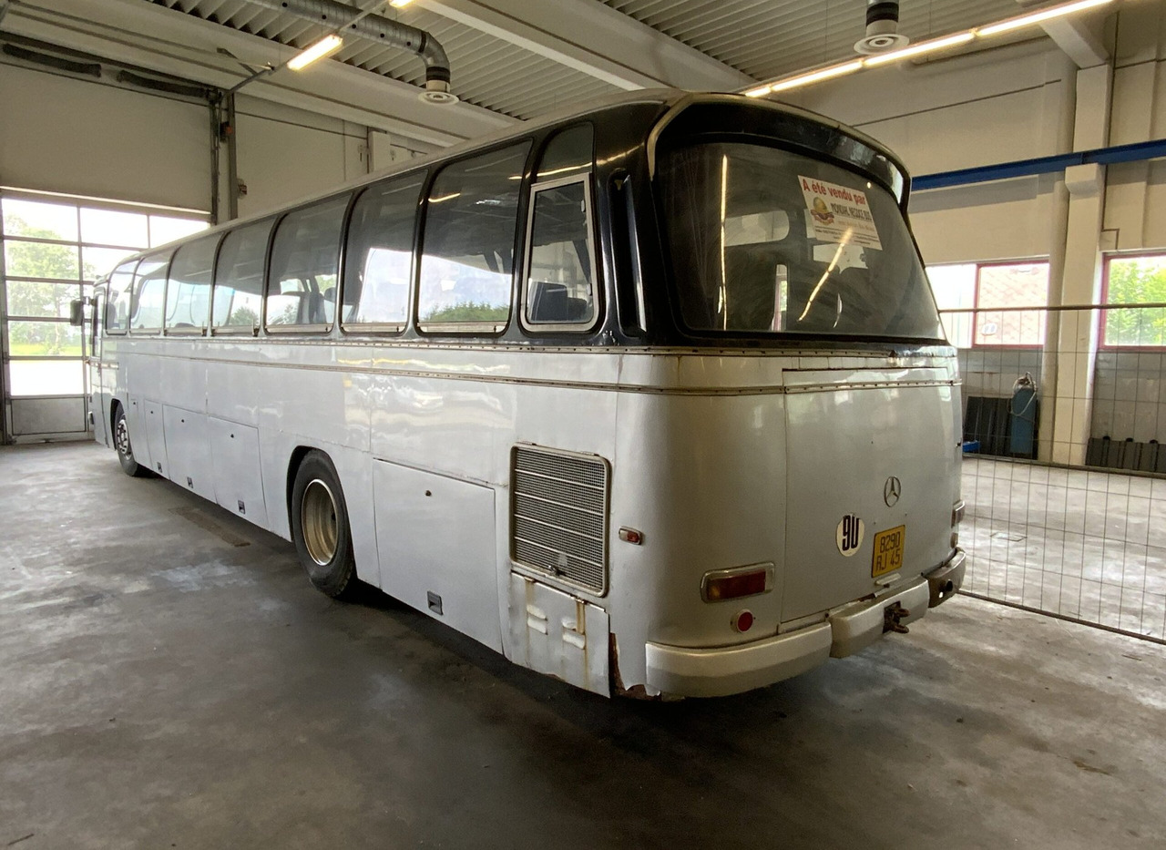 Mercedes-Benz O 302 - Bus: das Bild 3 Mercedes-Benz O 302 - Bus: das Bild 3