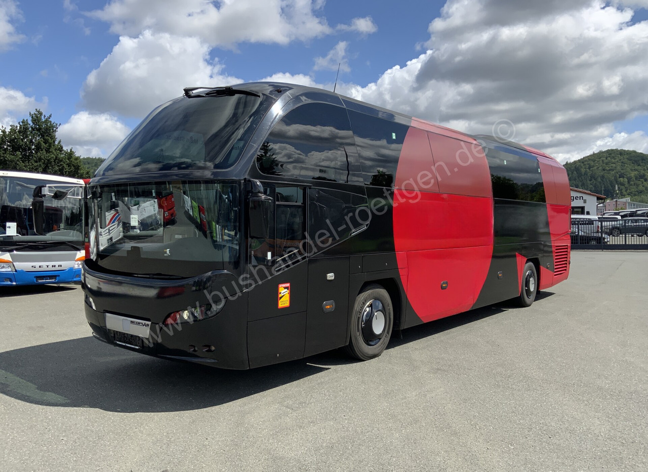 Neoplan Cityliner - Reisebus: das Bild 2 Neoplan Cityliner - Reisebus: das Bild 2