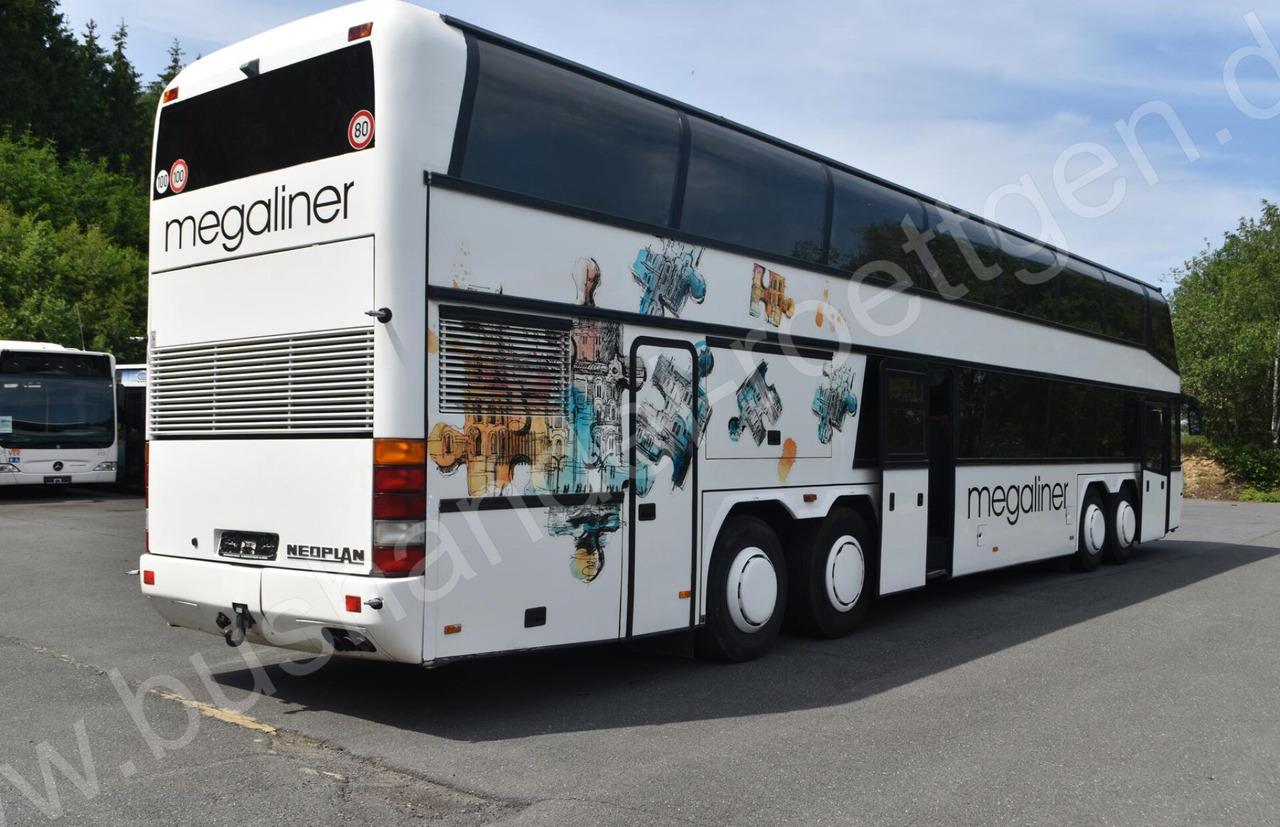 Neoplan N 128 Megaliner - Doppeldeckerbus: das Bild 4 Neoplan N 128 Megaliner - Doppeldeckerbus: das Bild 4