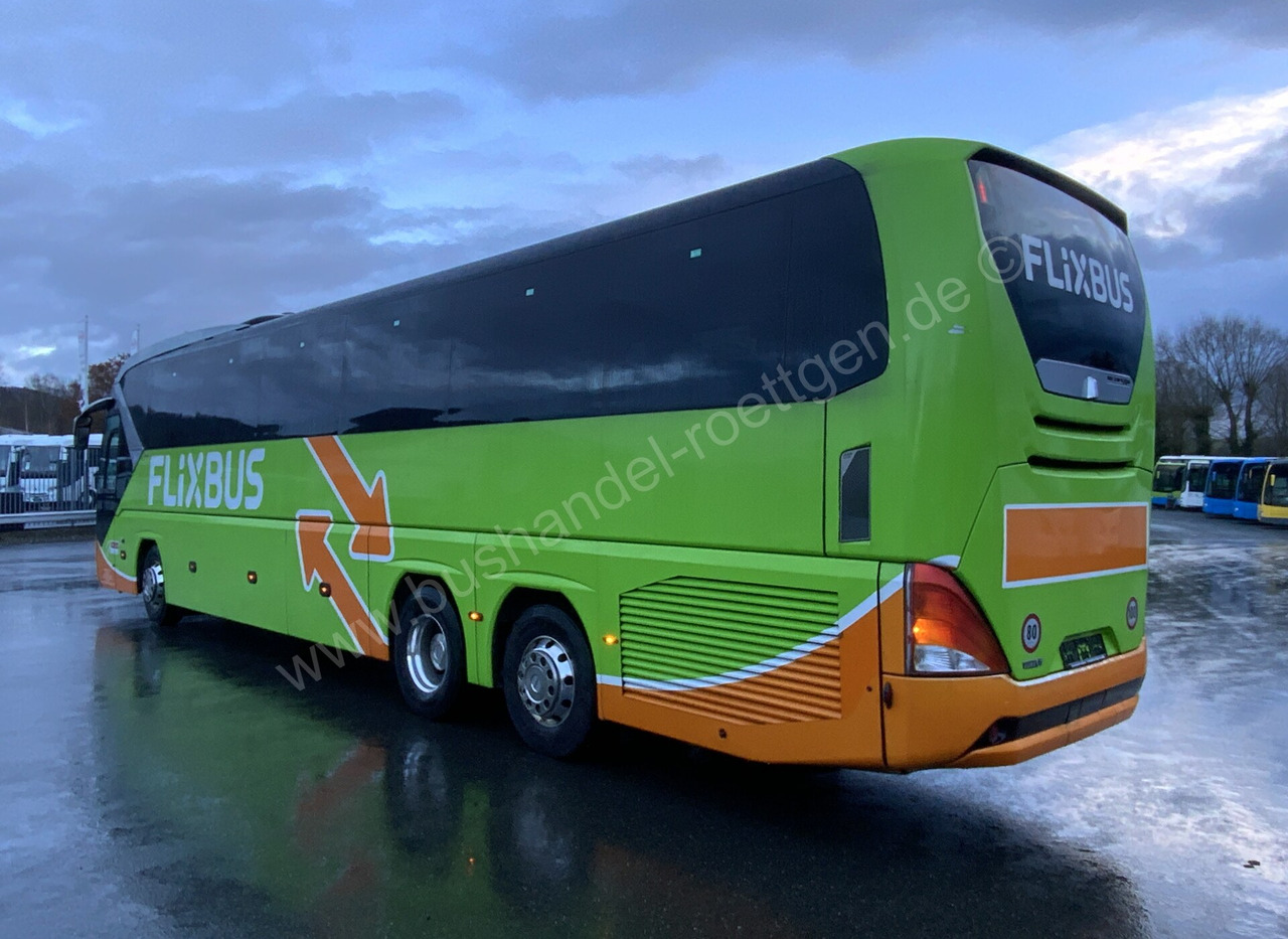 Neoplan Tourliner L - Reisebus: das Bild 3 Neoplan Tourliner L - Reisebus: das Bild 3