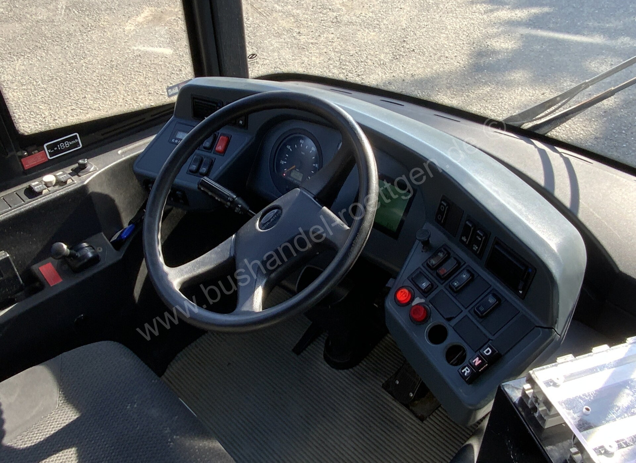 Linienbus Solaris Urbino 12: das Bild 18