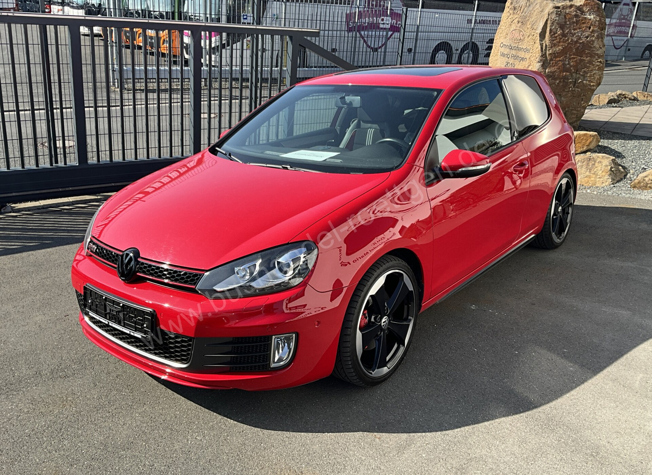 Volkswagen Golf VI GTI adidas - PKW: das Bild 2 Volkswagen Golf VI GTI adidas - PKW: das Bild 2