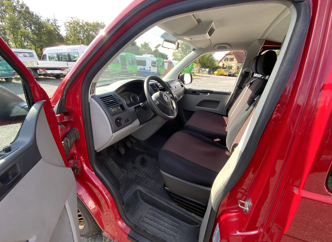 Kleinbus, Personentransporter Volkswagen T 5 1.9 TDI: das Bild 6