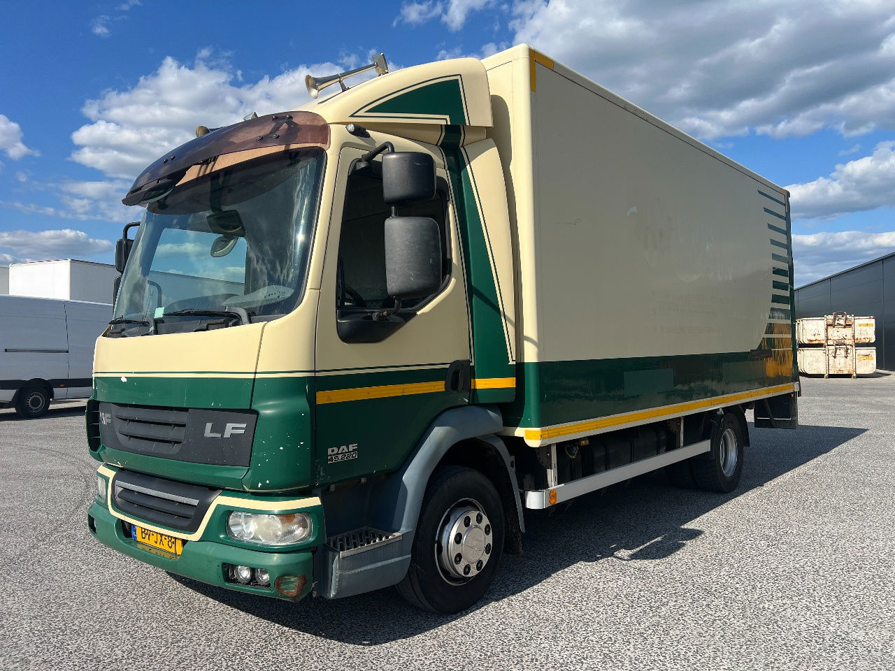 DAF LF 45 45.220, 12T, Airco - Koffer LKW: das Bild 1 DAF LF 45 45.220, 12T, Airco - Koffer LKW: das Bild 1