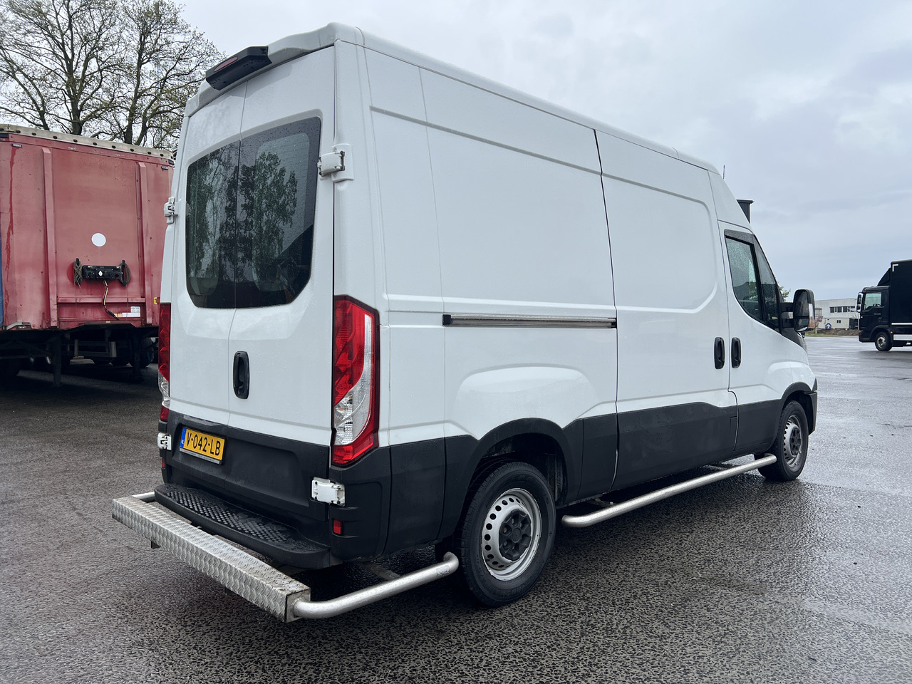 Iveco Daily 35S12 Euro 6, AUT - Kastenwagen: das Bild 3 Iveco Daily 35S12 Euro 6, AUT - Kastenwagen: das Bild 3