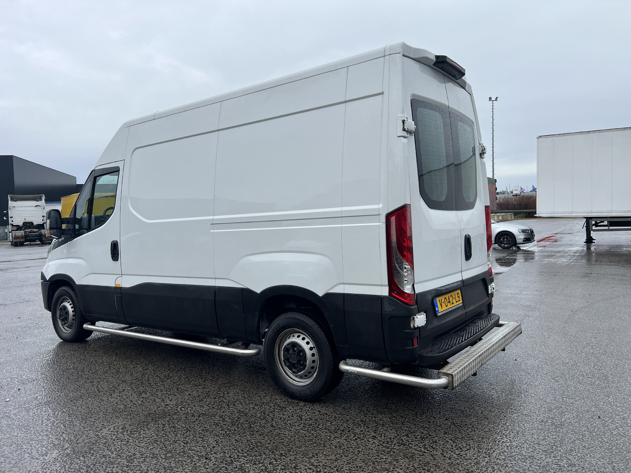 Iveco Daily 35S12 Euro 6, AUT - Kastenwagen: das Bild 4 Iveco Daily 35S12 Euro 6, AUT - Kastenwagen: das Bild 4