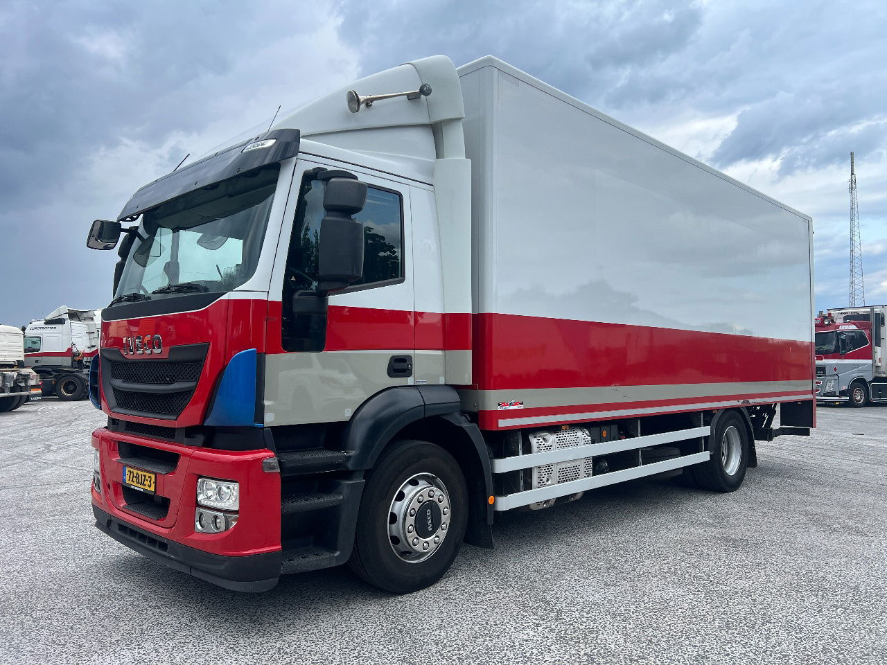 Iveco Stralis 310 AD, 19Ton, Euro 6 - Koffer LKW: das Bild 1 Iveco Stralis 310 AD, 19Ton, Euro 6 - Koffer LKW: das Bild 1