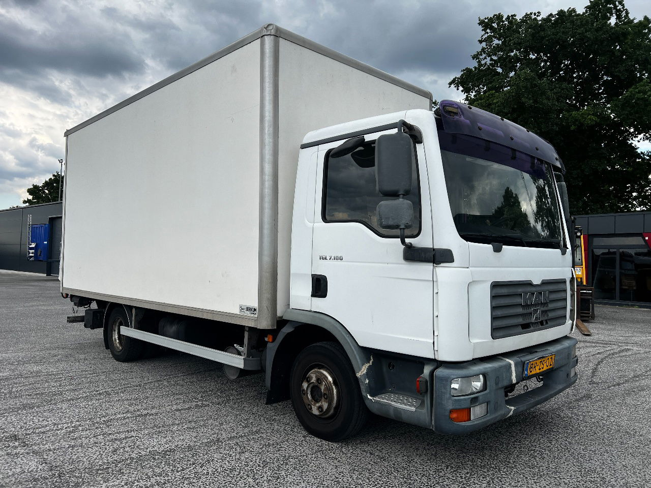 MAN TGL 7.180 Euro 3, Aut - Koffer LKW: das Bild 2 MAN TGL 7.180 Euro 3, Aut - Koffer LKW: das Bild 2