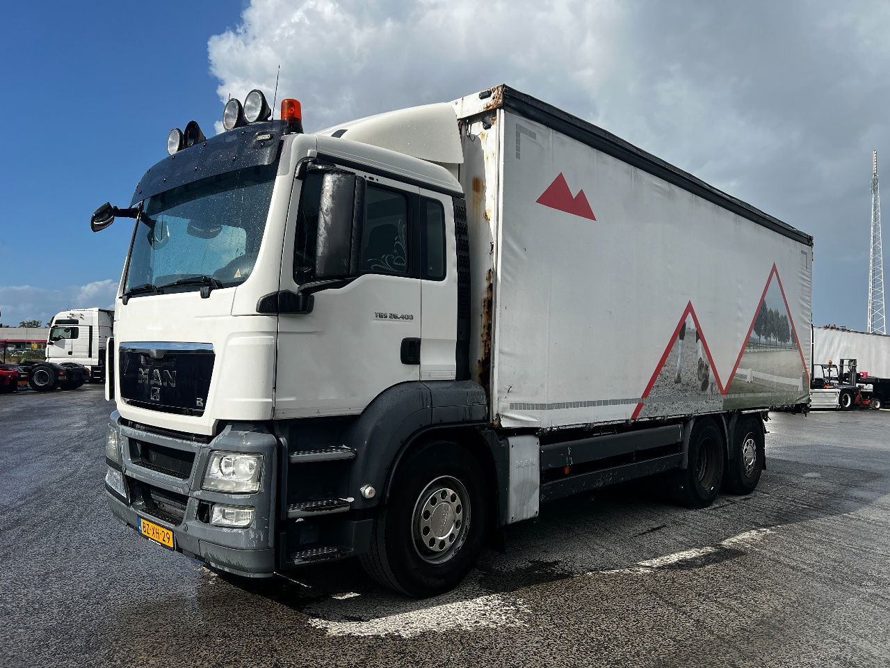 MAN TGS 26.400 6x2, Euro 5 - Plane LKW: das Bild 1 MAN TGS 26.400 6x2, Euro 5 - Plane LKW: das Bild 1