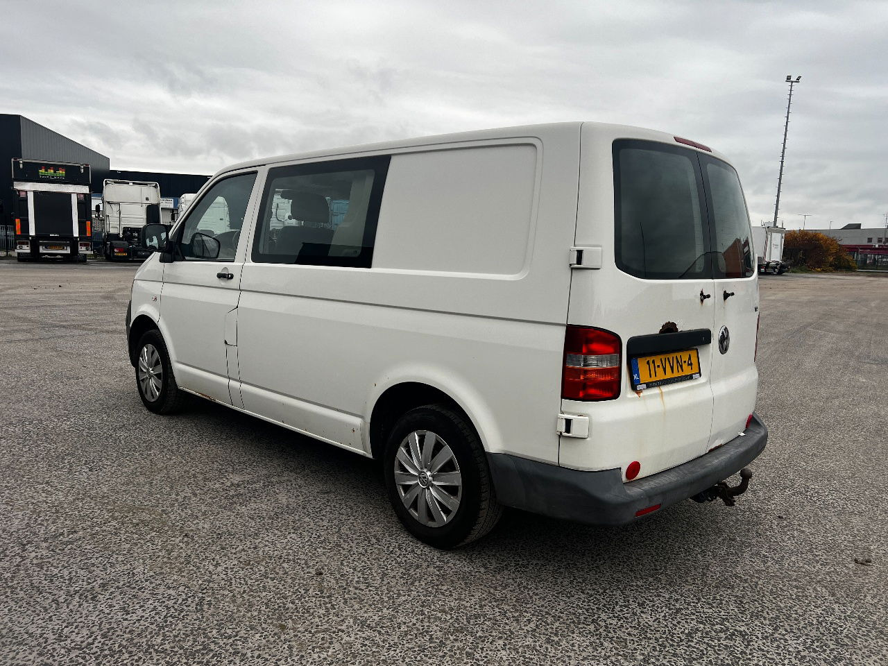 Volkswagen Transporter 2.5 tdi, 96kw, dubbele cabine - Kleintransporter: das Bild 4 Volkswagen Transporter 2.5 tdi, 96kw, dubbele cabine - Kleintransporter: das Bild 4