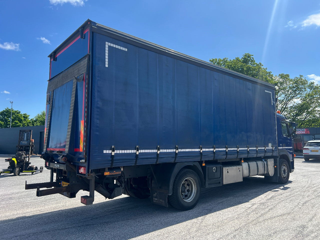 Volvo FM 9.300 Bordwanden, Euro 5 - Plane LKW: das Bild 3 Volvo FM 9.300 Bordwanden, Euro 5 - Plane LKW: das Bild 3