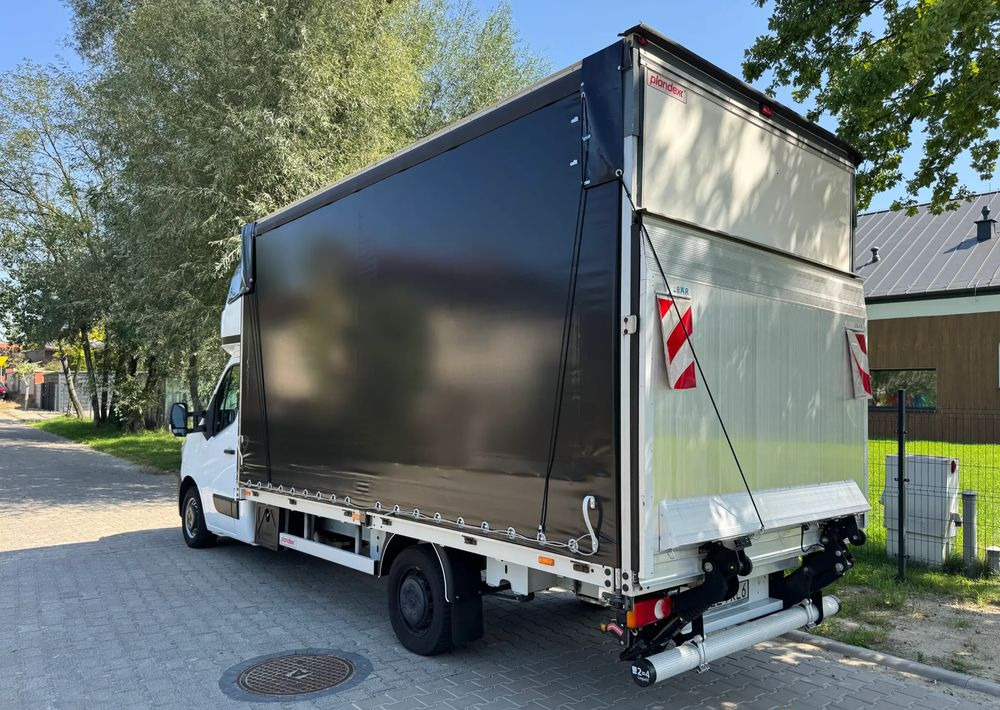 Renault Master - Planen Transporter: das Bild 3 Renault Master - Planen Transporter: das Bild 3