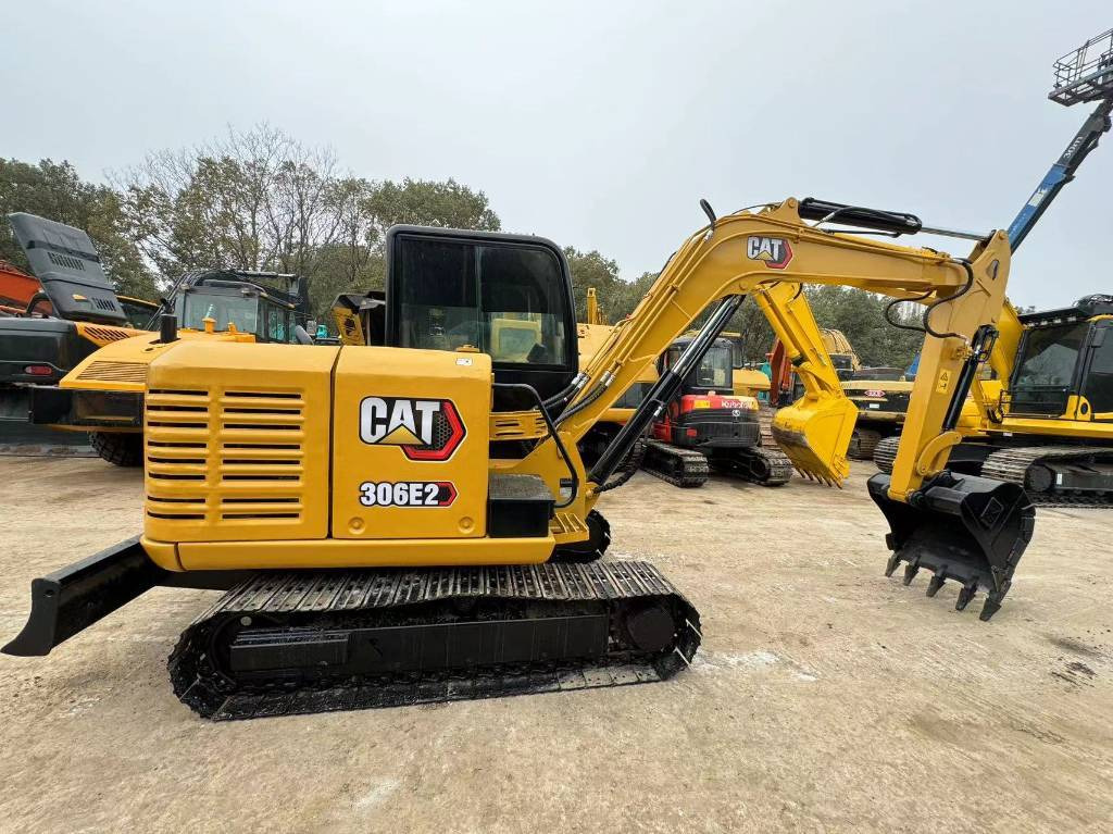 CAT 306E - Minibagger: das Bild 2 CAT 306E - Minibagger: das Bild 2