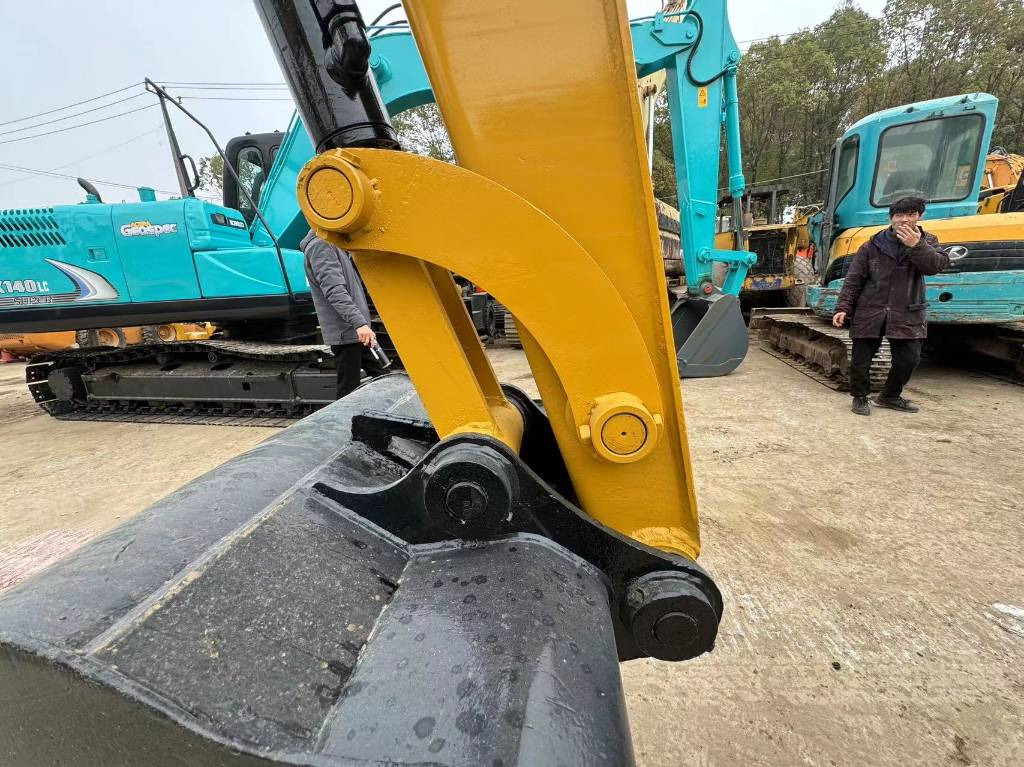 CAT 306E - Minibagger: das Bild 3 CAT 306E - Minibagger: das Bild 3
