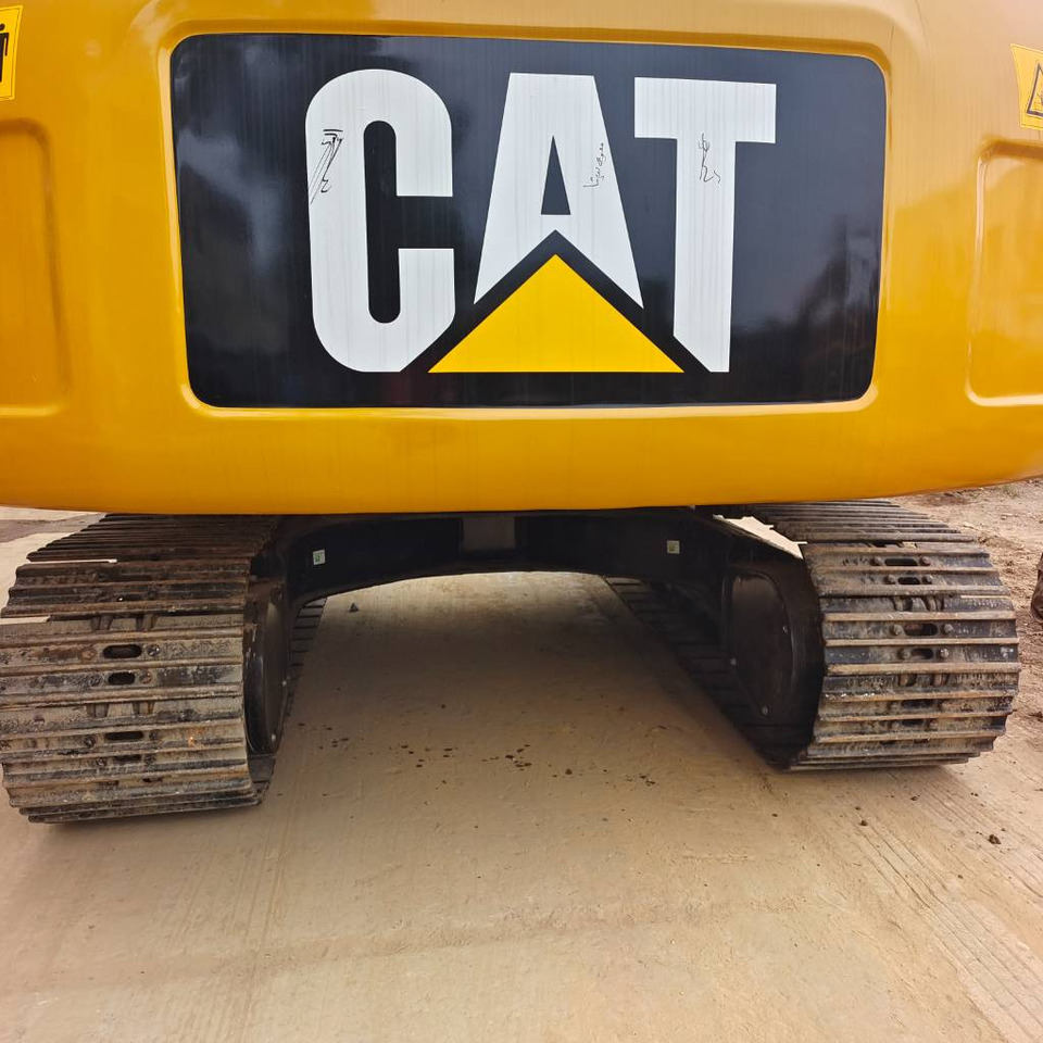 CAT 320 D2L - Kettenbagger: das Bild 5 CAT 320 D2L - Kettenbagger: das Bild 5