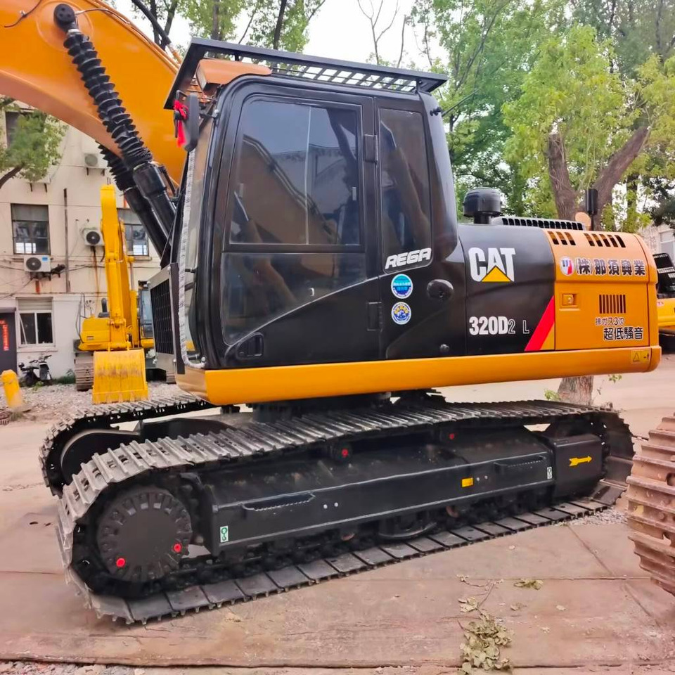 CAT 320 D2L - Kettenbagger: das Bild 1 CAT 320 D2L - Kettenbagger: das Bild 1