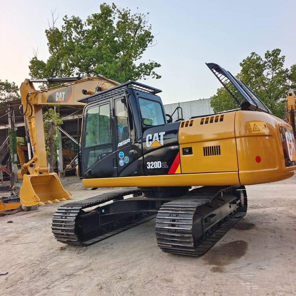 CAT 320D2L - Kettenbagger: das Bild 4 CAT 320D2L - Kettenbagger: das Bild 4