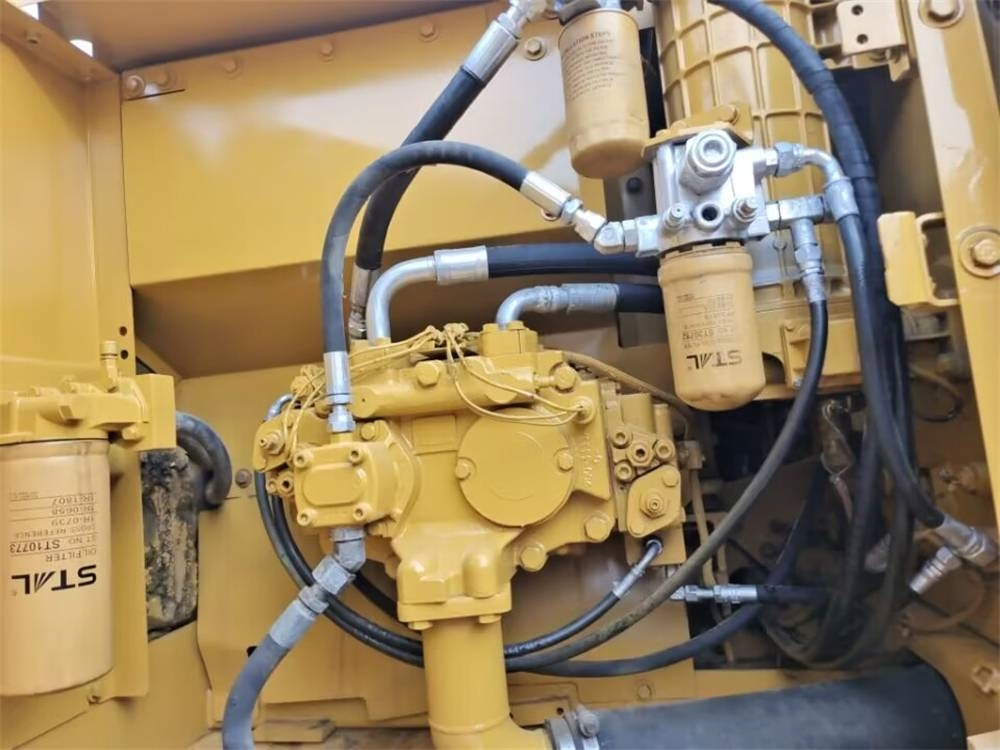 CAT 323 D - Kettenbagger: das Bild 3 CAT 323 D - Kettenbagger: das Bild 3