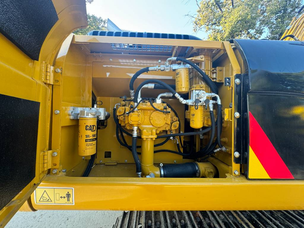 Kettenbagger CAT 330 D L: das Bild 14