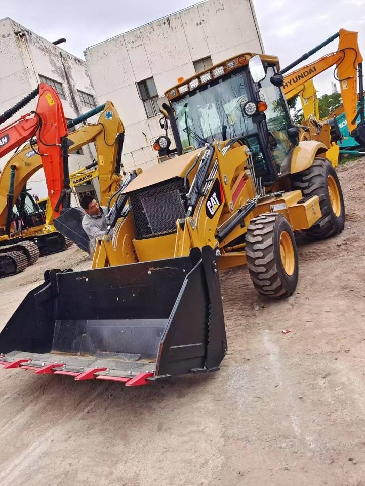 CAT 420 F 100% New - Baggerlader: das Bild 5 CAT 420 F 100% New - Baggerlader: das Bild 5