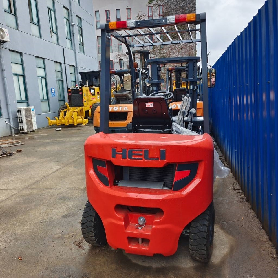 Heil FD 30 - Dieselstapler: das Bild 5 Heil FD 30 - Dieselstapler: das Bild 5