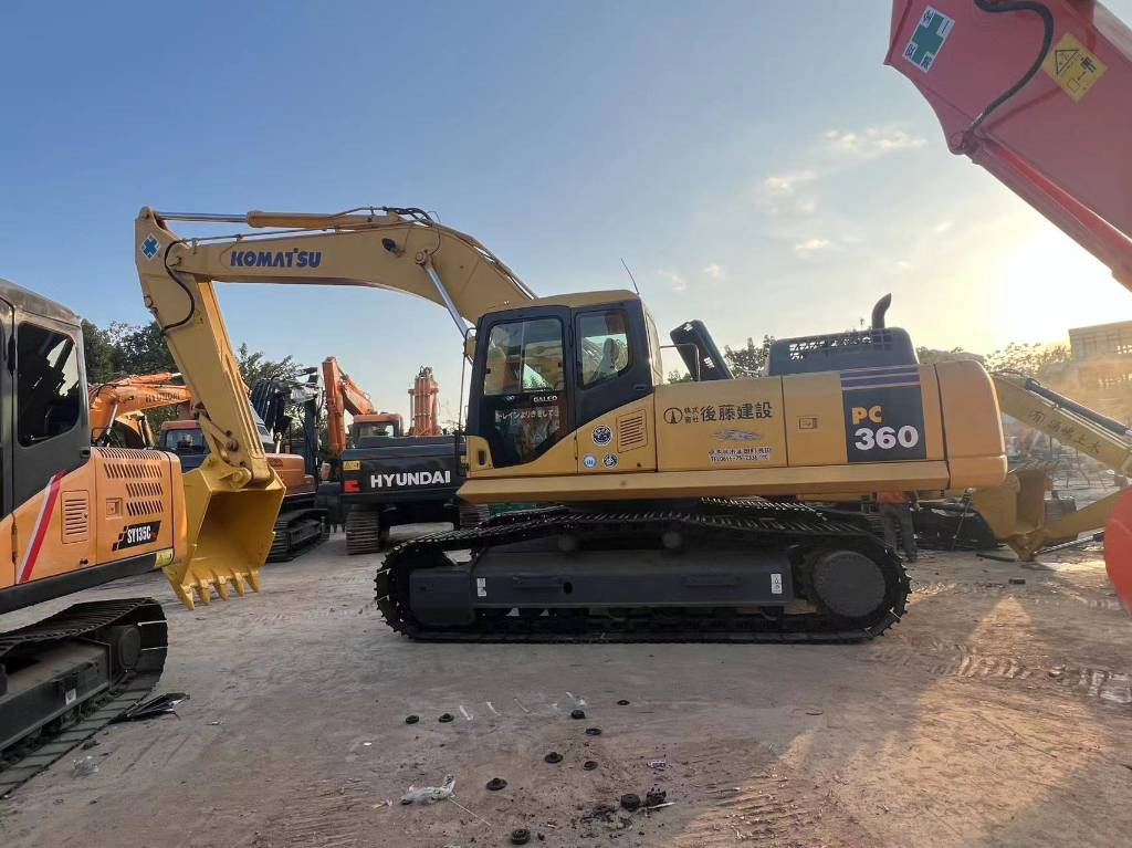 Komatsu PC 360-7 - Kettenbagger: das Bild 1 Komatsu PC 360-7 - Kettenbagger: das Bild 1