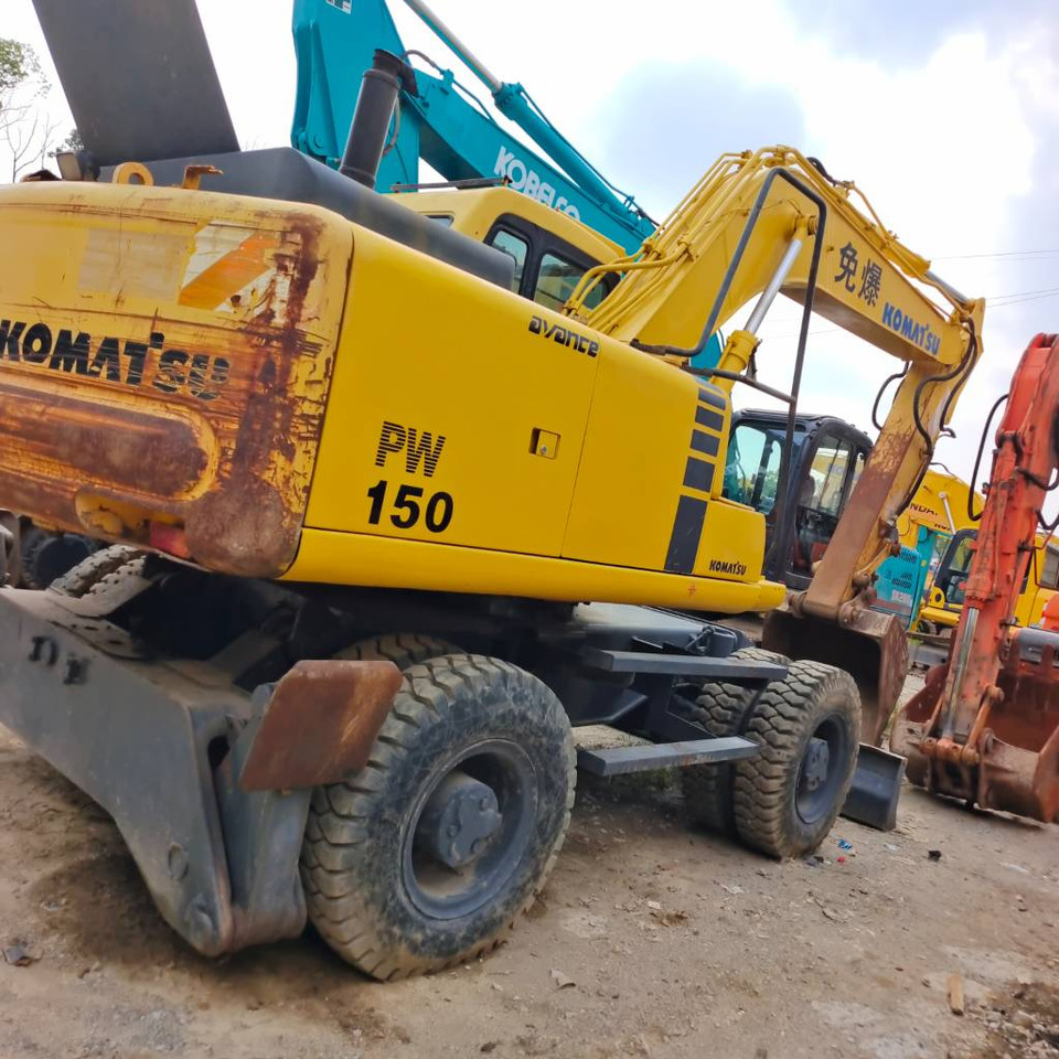 Mobilbagger Komatsu PW 150: das Bild 6