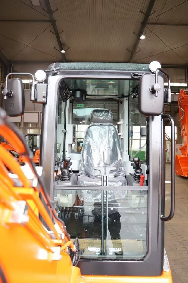Lonking K W C 6.0 BRAND NEW MACHINE - Kettenbagger: das Bild 2 Lonking K W C 6.0 BRAND NEW MACHINE - Kettenbagger: das Bild 2