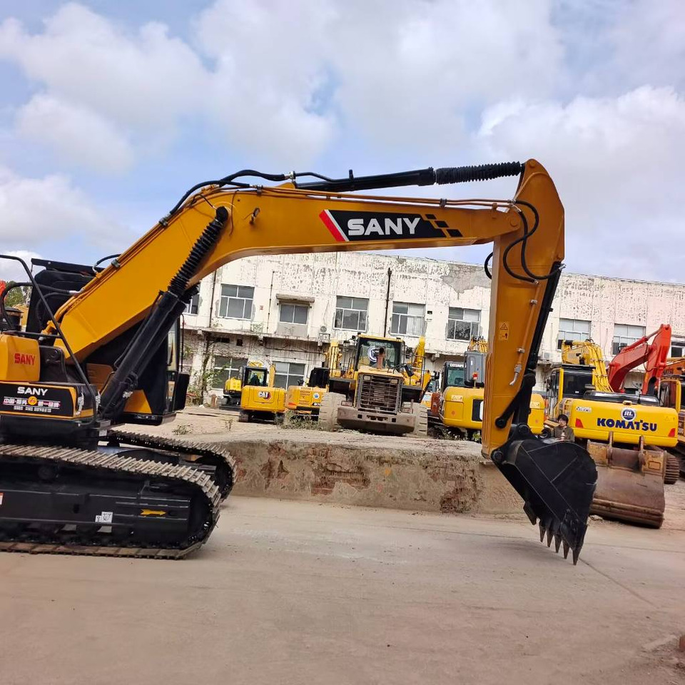 Sany SY 215 C-9 - Kettenbagger: das Bild 2 Sany SY 215 C-9 - Kettenbagger: das Bild 2