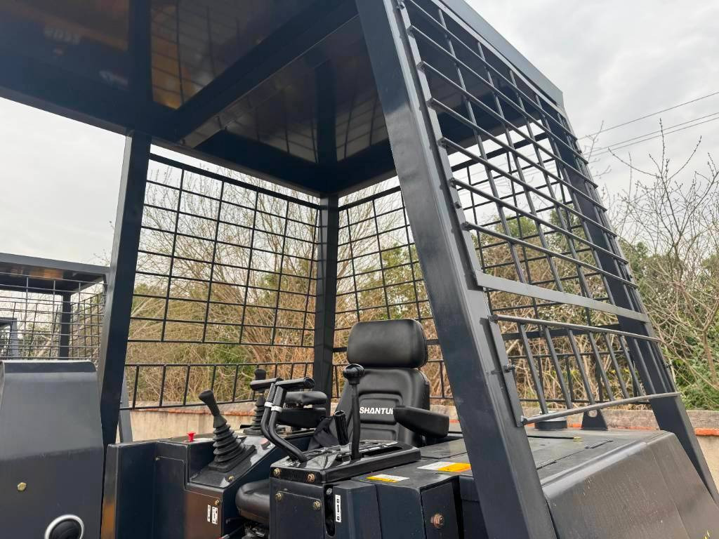 Bulldozer Shantui SD 22 F: das Bild 24