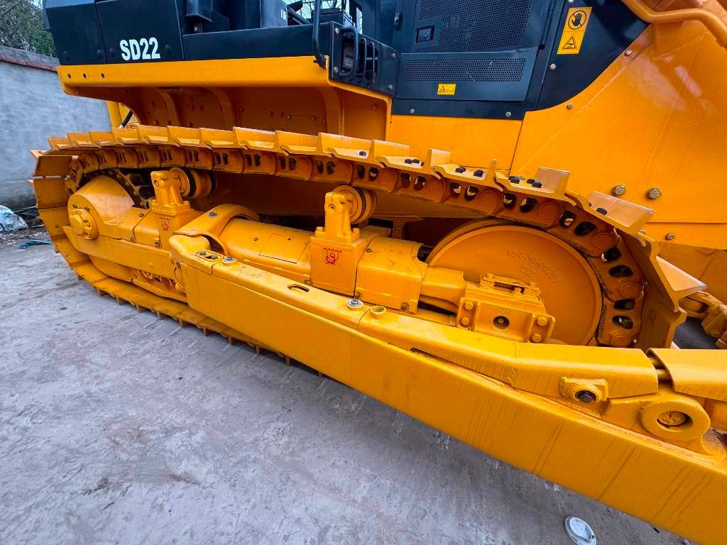 Bulldozer Shantui SD 22 F: das Bild 11