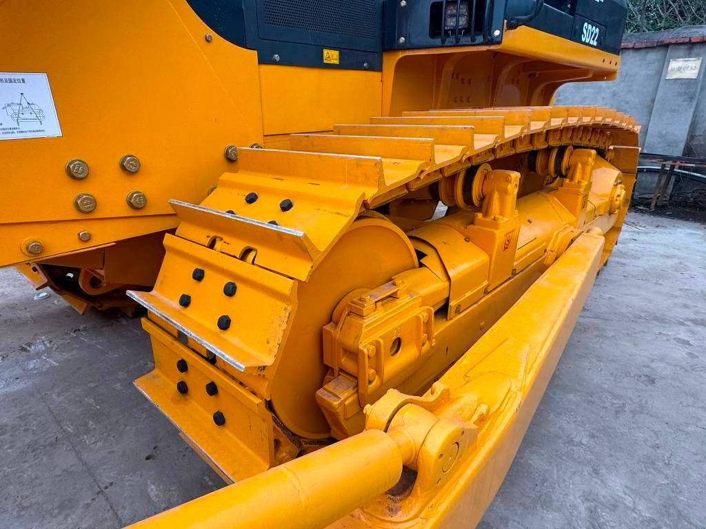 Bulldozer Shantui SD 22 F: das Bild 10
