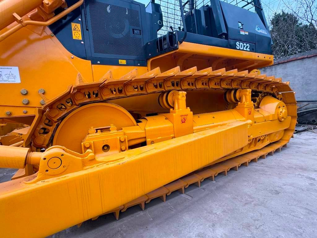 Bulldozer Shantui SD 22 F: das Bild 7