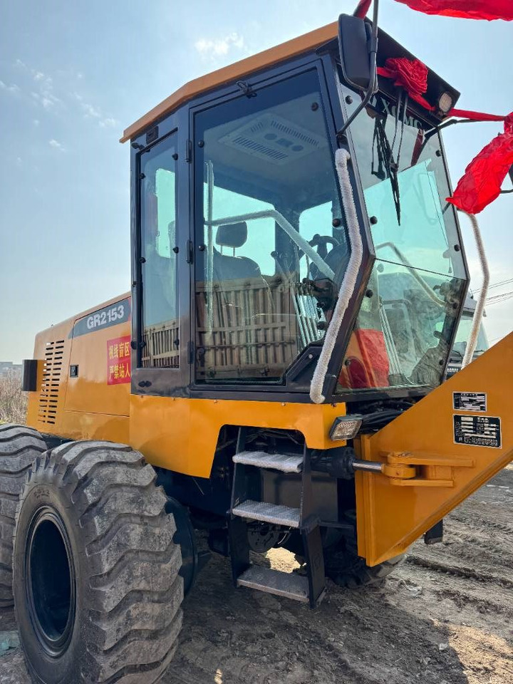 Grader XCMG GR 2153: das Bild 11