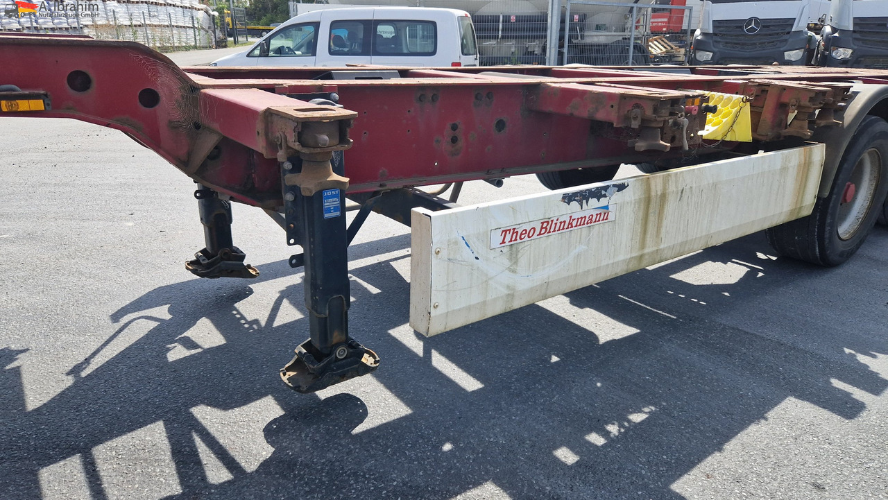 Container/ Wechselfahrgestell Auflieger Krone SD Containerchassis 2x 20, 30, 40 ft deutscher Auflieger, ausziehbar: das Bild 11 Container/ Wechselfahrgestell Auflieger Krone SD Containerchassis 2x 20, 30, 40 ft deutscher Auflieger, ausziehbar: das Bild 11