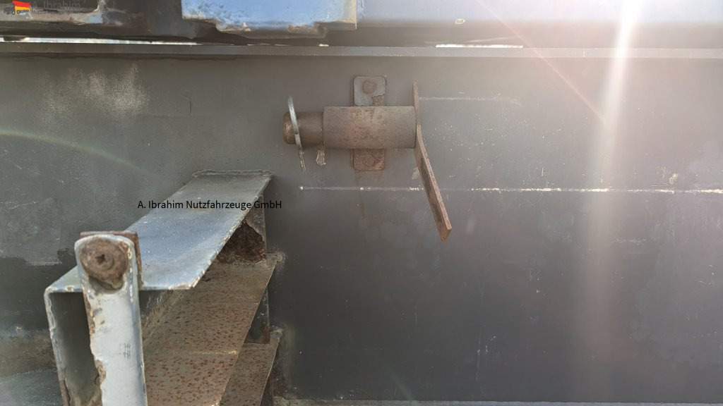 Pritschenauflieger/ Plattformauflieger Meusburger MPS-3 Schräglader: das Bild 13