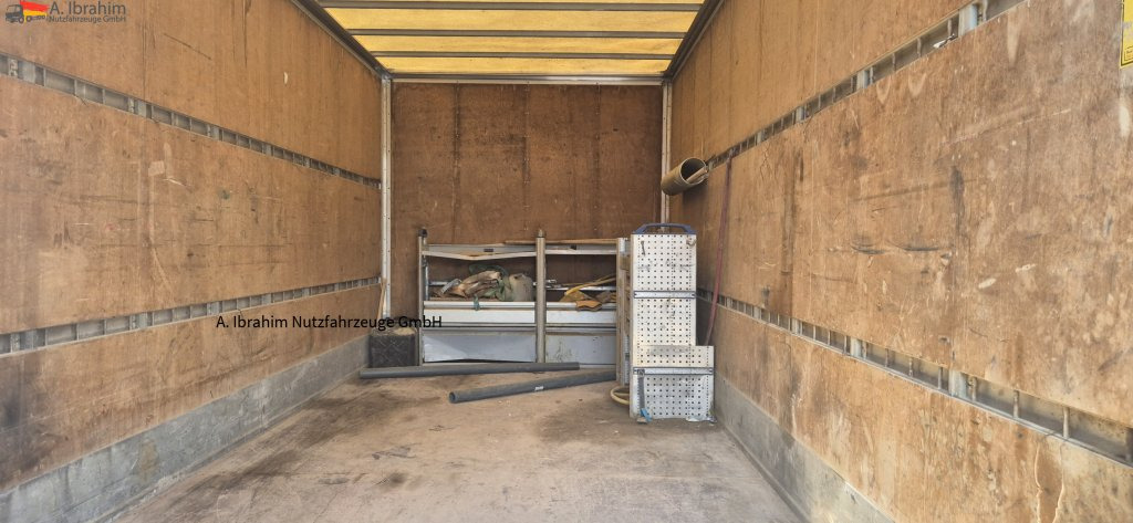 Renault Midlum 180 DCI Werkstattkoffer mit Treppe - Koffer Transporter: das Bild 5 Renault Midlum 180 DCI Werkstattkoffer mit Treppe - Koffer Transporter: das Bild 5