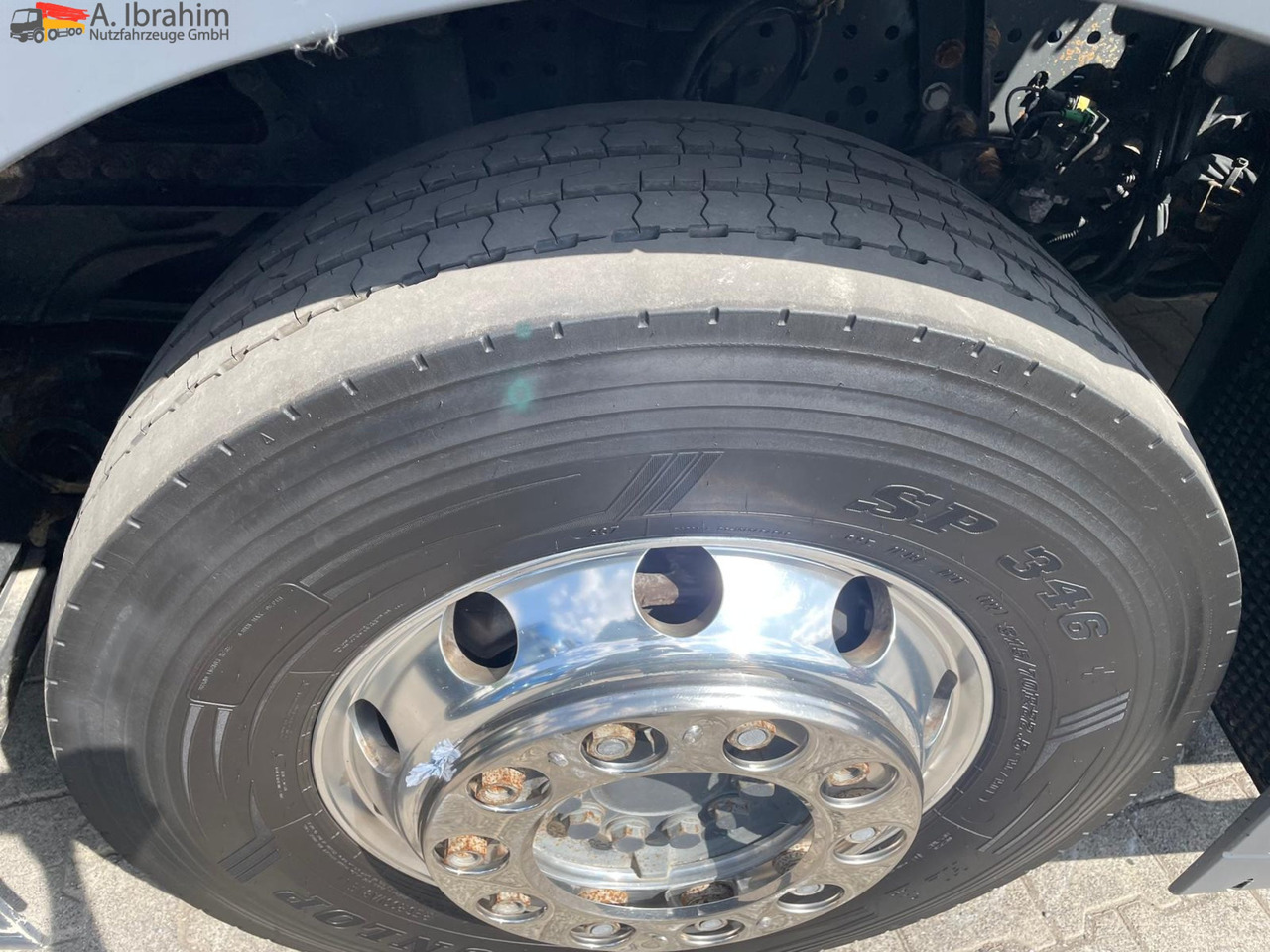 Mercedes-Benz 1845 Kipphydraulik, Retarder, Kompressor 4x2 - Sattelzugmaschine: das Bild 3 Mercedes-Benz 1845 Kipphydraulik, Retarder, Kompressor 4x2 - Sattelzugmaschine: das Bild 3