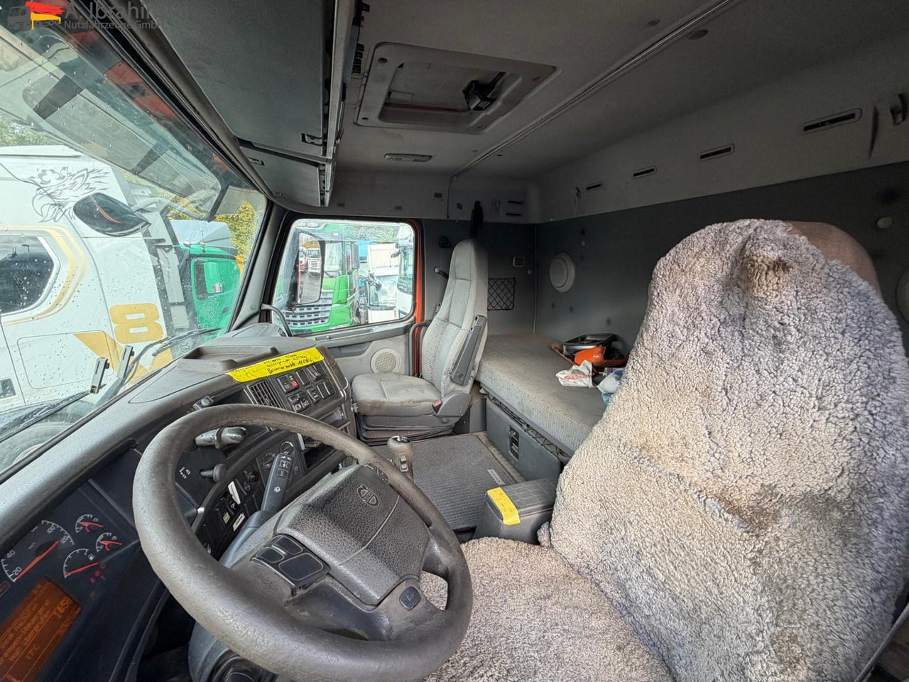 Leasing für Volvo FH12-420 8x2 Fahrzeugpapiere Schweiz Volvo FH12-420 8x2 Fahrzeugpapiere Schweiz: das Bild 15 Leasing für Volvo FH12-420 8x2 Fahrzeugpapiere Schweiz Volvo FH12-420 8x2 Fahrzeugpapiere Schweiz: das Bild 15