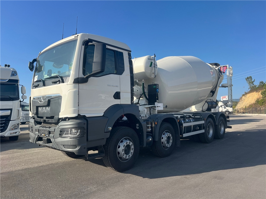 MAN TGS 41.440 - Fahrmischer: das Bild 3 MAN TGS 41.440 - Fahrmischer: das Bild 3