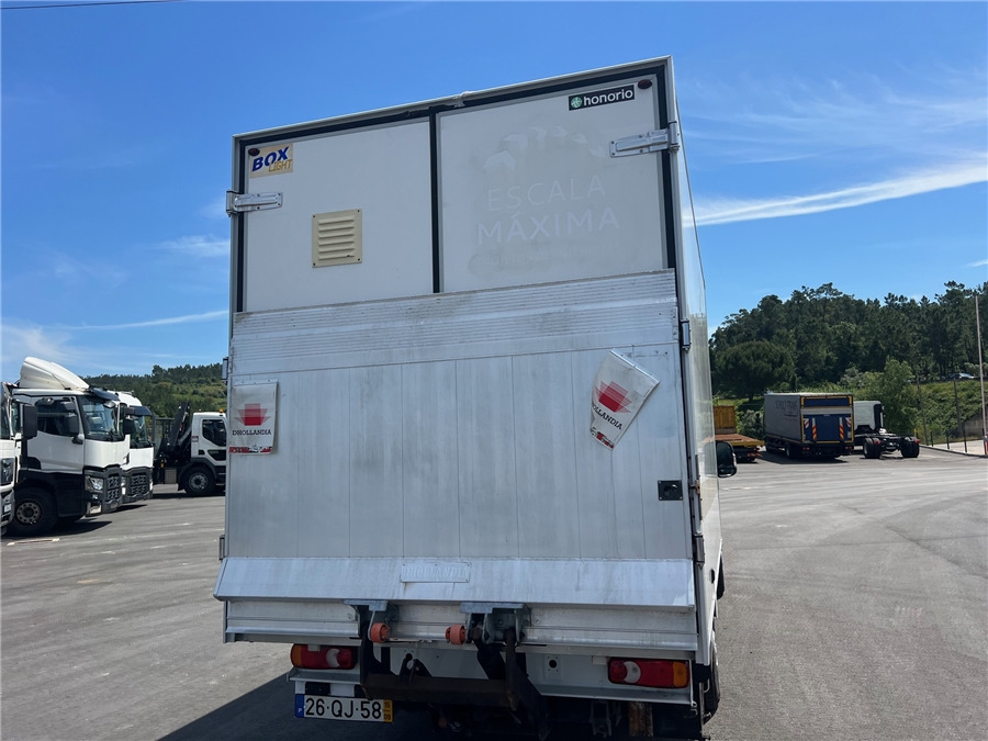 PEUGEOT BOXER - Koffer Transporter: das Bild 5 PEUGEOT BOXER - Koffer Transporter: das Bild 5