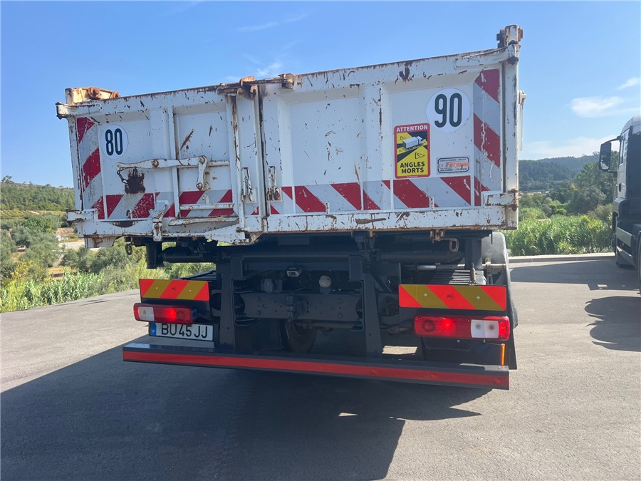 Kipper Renault C 320 P: das Bild 6