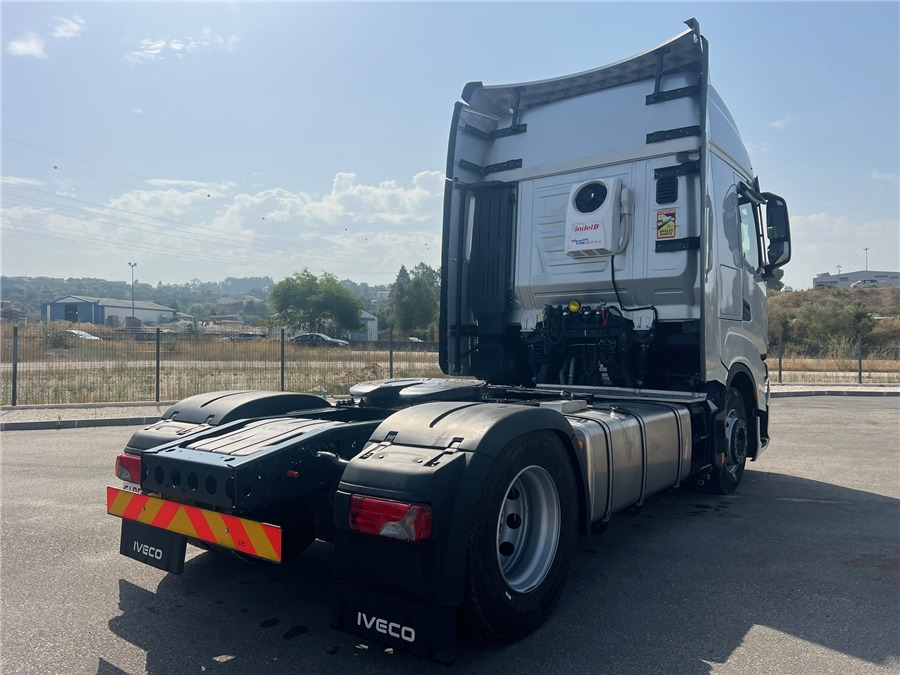 Iveco S-WAY 500 - Sattelzugmaschine: das Bild 4 Iveco S-WAY 500 - Sattelzugmaschine: das Bild 4