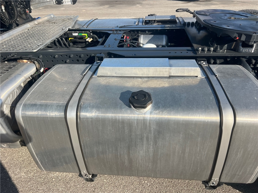 Sattelzugmaschine Iveco S-WAY 500: das Bild 9